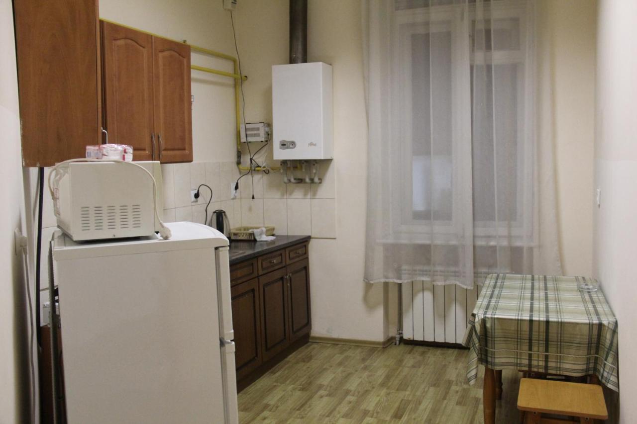 Apartments Domovik ,Kirilla i Mefodiya, 5 Mukatjeve Exteriör bild
